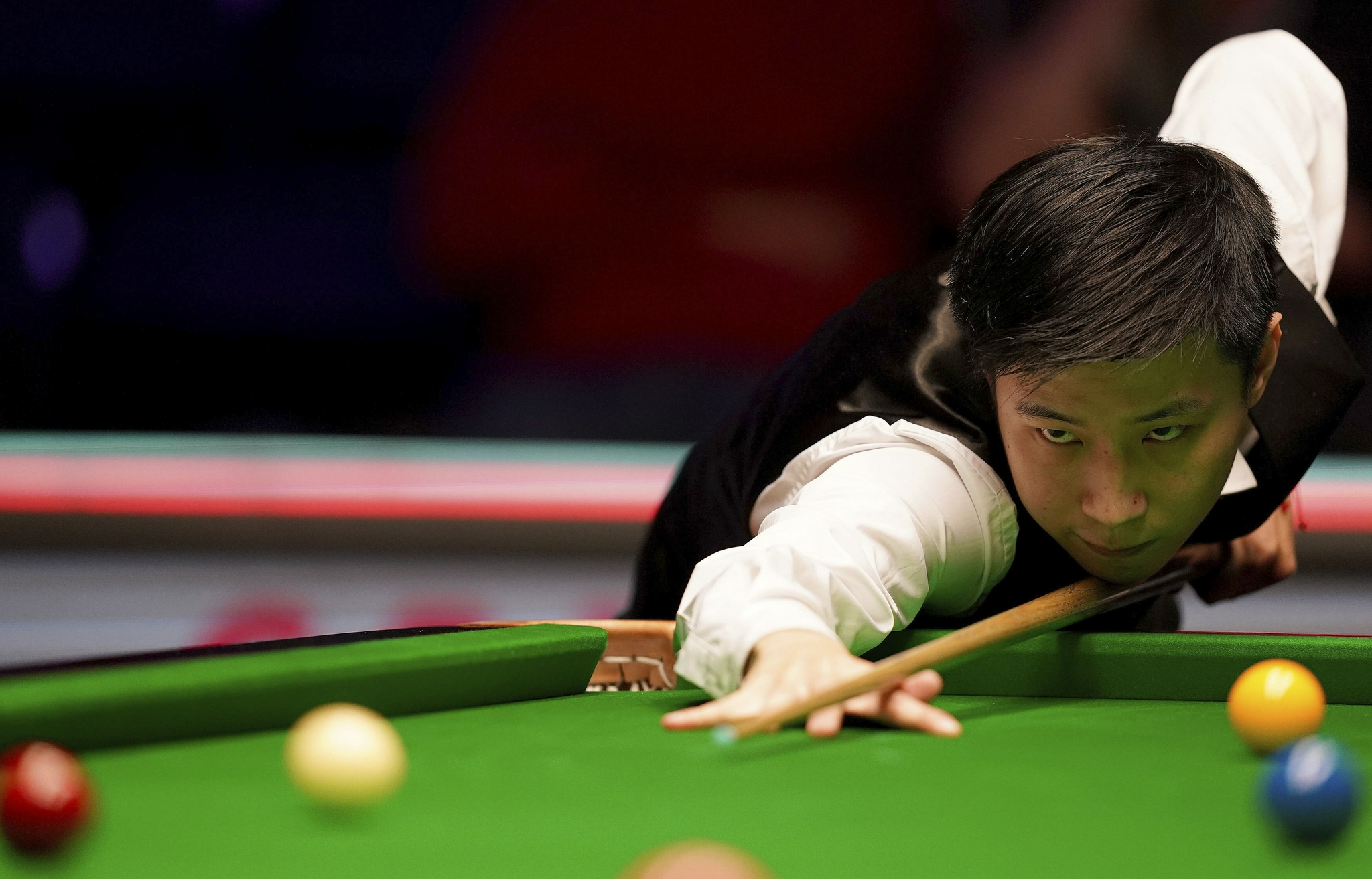 赛和训练往 赛和训练往